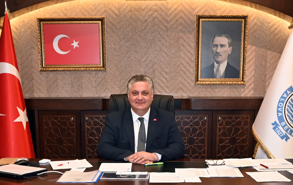 BAŞKAN GÜREL, “YALOVA'NIN İL OLUŞUNUN 30. YIL DÖNÜMÜ KUTLU OLSUN”