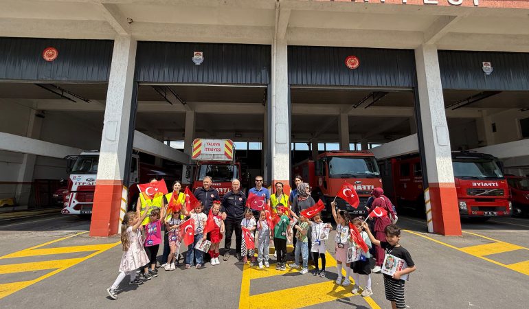 Yalova Belediyesi İtfaiye Müdürlüğü, Minik Öğrencileri Ağırladı