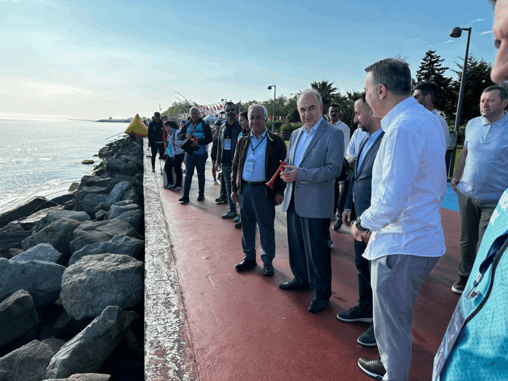 ORDU’DA TRİATLON HEYECANI: VALİ MUAMMER EROL START PROGRAMINA KATILDI