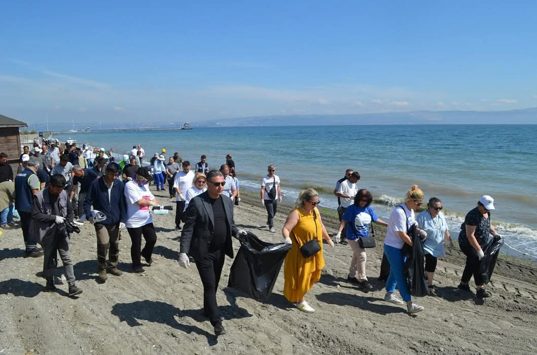 KAYTAZDERE’DE DÜNYA ÇEVRE GÜNÜ VE MARMARA DENİZİ GÜNÜ’NDE ANLAMLI ETKİNLİK 4 KAYTAZDERE’DE DÜNYA ÇEVRE GÜNÜ VE MARMARA DENİZİ GÜNÜ’NDE ANLAMLI ETKİNLİK
