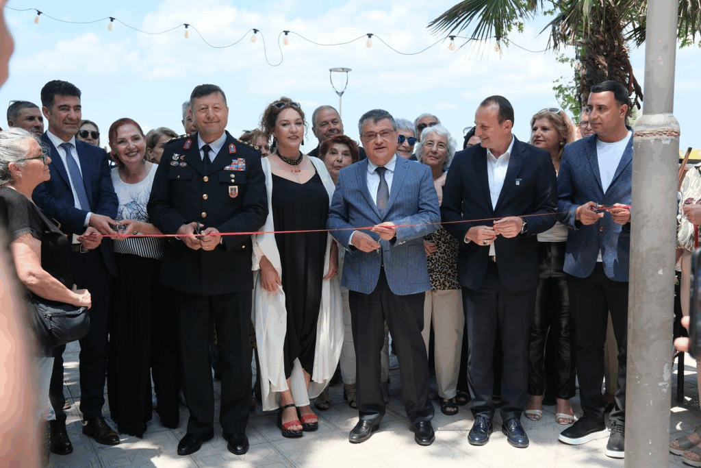 ÇİFTLİKKÖY’DE KURSİYERLERİN ESERLERİ YIL SONU SERGİSİNDE BULUŞTU