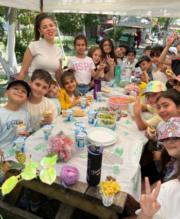 UZMANLAR KOLEJİ'NDE GELENEKSEL İLKOKUL PİKNİĞİ RENKLİ GÖRÜNTÜLERE SAHNE OLDU