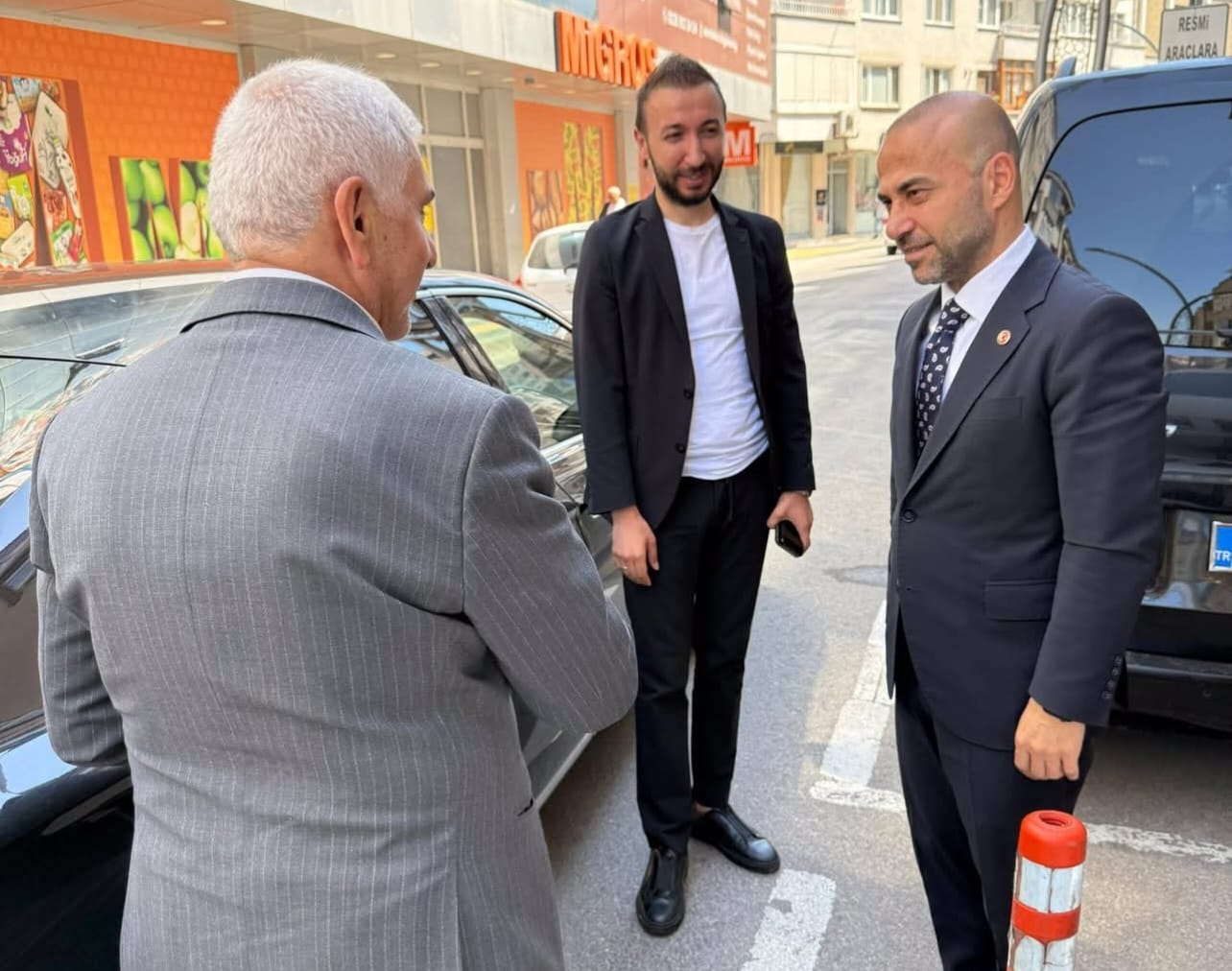 Yalova AK Parti İl Başkanlığı, Milletvekili Mervan Gül’ü Ağırladı