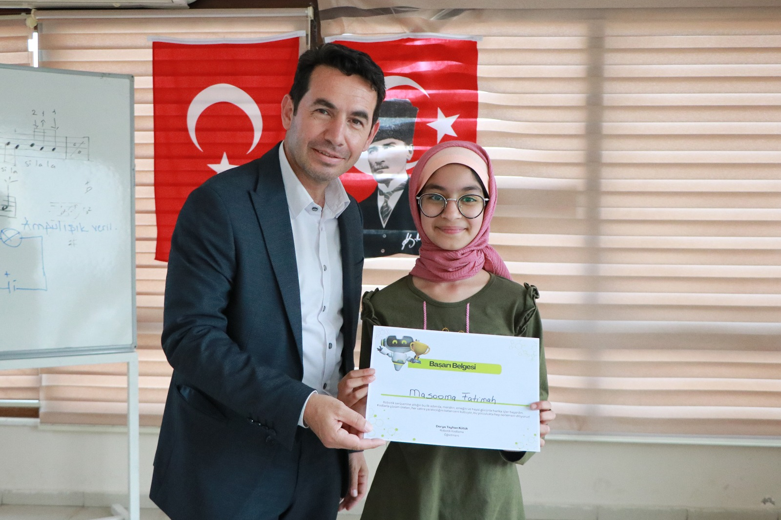 ÇİFTLİKKÖY’DE MİNİKLER ROBOTİK KODLAMA EĞİTİMİNİ TAMAMLADI 8 ÇİFTLİKKÖY’DE MİNİKLER ROBOTİK KODLAMA EĞİTİMİNİ TAMAMLADI