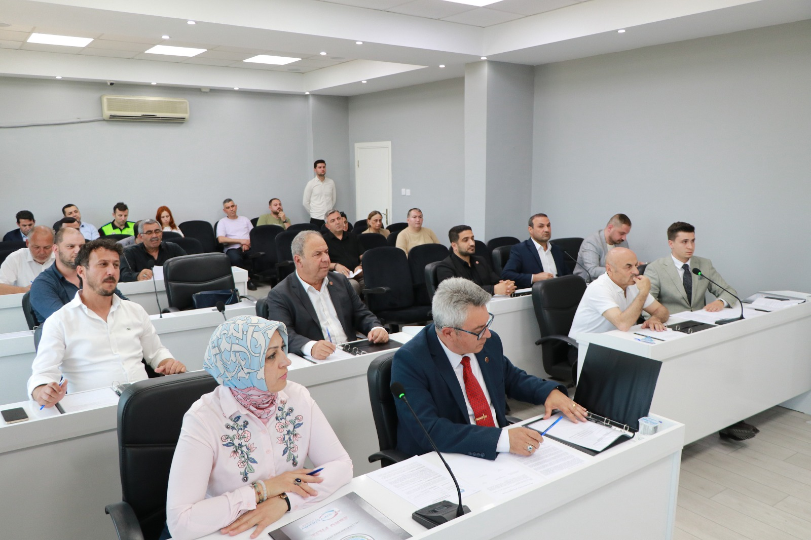 Çiftlikköy’de Meclisten El Emeği Pazarı Kararı 1 Çiftlikköy’de Meclisten El Emeği Pazarı Kararı