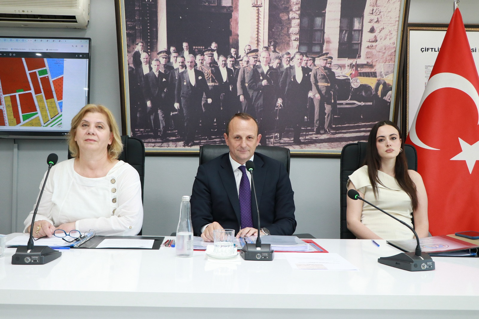 Çiftlikköy’de Meclisten El Emeği Pazarı Kararı 6 Çiftlikköy’de Meclisten El Emeği Pazarı Kararı