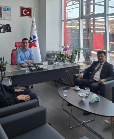 Yalova’da Emniyet ve Sağlık Protokolünden Eğitime Destek Ziyareti