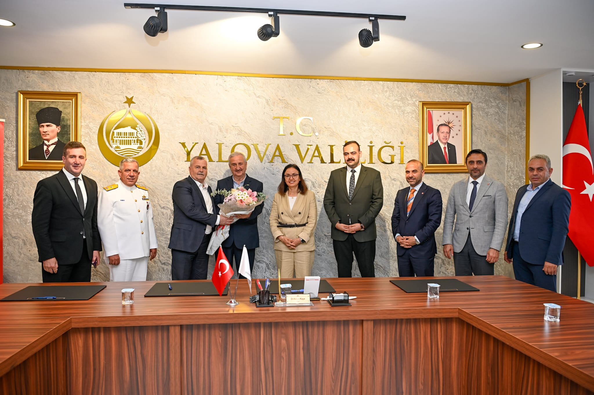 ARMUTLU HUZUREVİ YAŞLI BAKIM VE REHABİLİTASYON MERKEZİ HİZMETE AÇILDI 4 ARMUTLU HUZUREVİ YAŞLI BAKIM VE REHABİLİTASYON MERKEZİ HİZMETE AÇILDI