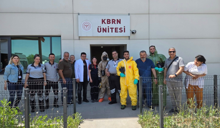 Yalova’da KBRN Tatbikatı Gerçekleştirildi: “Bugünün Tatbikatı, Yarının Hazırlığı” 1 Yalova’da KBRN Tatbikatı Gerçekleştirildi: “Bugünün Tatbikatı, Yarının Hazırlığı”