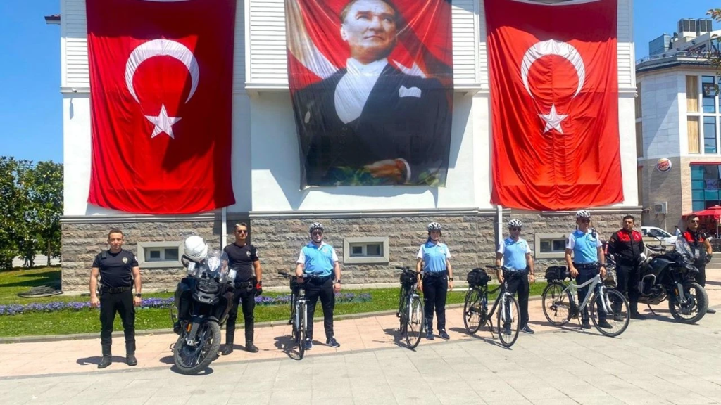 YALOVA’DA BİSİKLETLİ POLİS TİMLERİ GÖREVE BAŞLADI