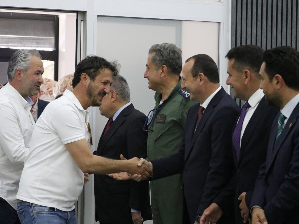 Çiftlikköy’de Kurban Bayramı Resmi Bayramlaşma Töreni Gerçekleştirildi
