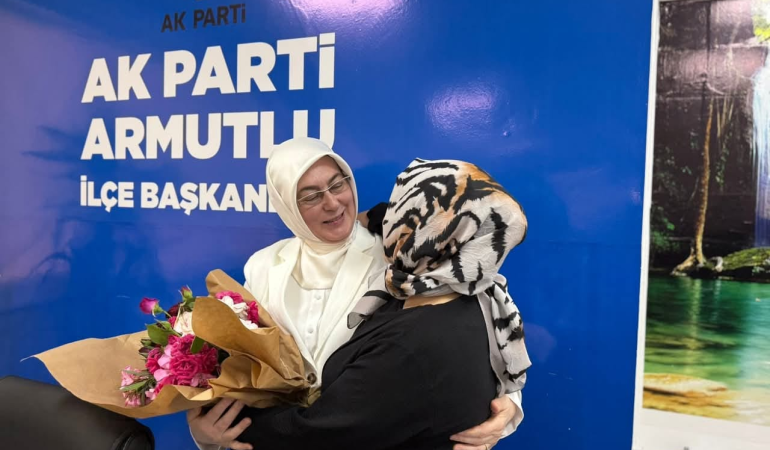AK Parti Yalova Milletvekili Meliha Akyol’dan Armutlu ve Fıstıklı’ya Bayram Ziyareti