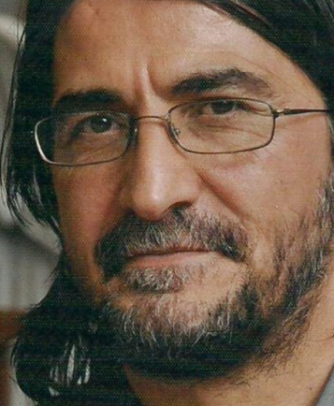 Yazar Nihat Genç Entübe Edildi