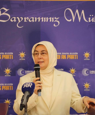 Yalova'da Bayram Sevinci: Milletvekilleri Akyol ve Büyükgümüş’ten Yoğun Bayram Mesaisi