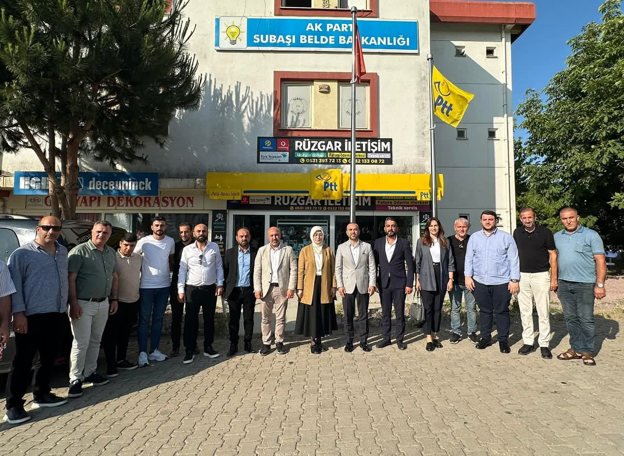 AK Parti Yalova Teşkilatından Bayram Mesaisi: Milletvekili Meliha Akyol ve Parti Heyeti İlçeleri Ziyaret Etti