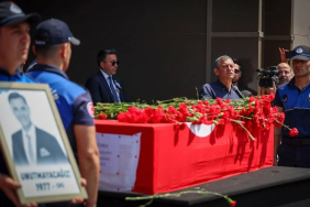 Manisa Büyükşehir Belediye Başkanı Ferdi Zeyrek, Gözyaşları Arasında Son Yolculuğuna Uğurlandı