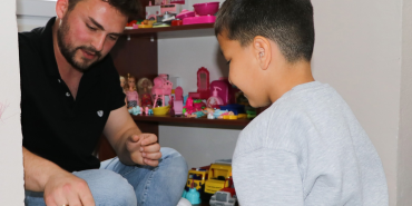 Çiftlikköy Belediyesi’nden Çocuklara Oyun Terapisi Desteği