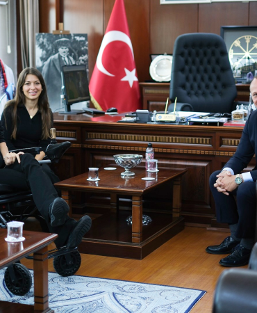 Türkiye'nin İlk Kadın Frame Running Sporcusu Canan Doğan, Başkan Adil Yele'yi Ziyaret Etti