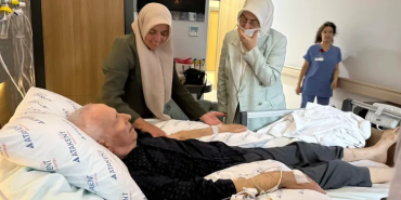 AK Parti Yalova Milletvekili Meliha Akyol’dan Eski Tavşanlı Belediye Başkanı Kadri Çiçek’e Geçmiş Olsun Ziyareti 4 AK Parti Yalova Milletvekili Meliha Akyol’dan Eski Tavşanlı Belediye Başkanı Kadri Çiçek’e Geçmiş Olsun Ziyareti