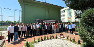 Yalovaspor’da Birlik ve Beraberlik Kahvaltısı: Eski Başkanlar ve Yöneticiler Bir Araya Geldi 7 Yalovaspor’da Birlik ve Beraberlik Kahvaltısı: Eski Başkanlar ve Yöneticiler Bir Araya Geldi