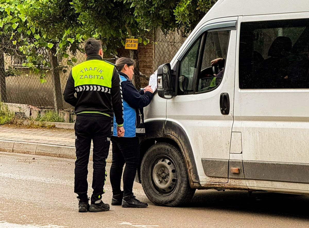 Çiftlikköy'de İşyeri Servis Araçlarına Sıkı Denetim