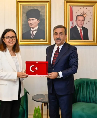 Kamu-Sen Genel Başkanı Önder Kahveci'den Yalova Valisi Dr. Hülya Kaya’ya Ziyaret