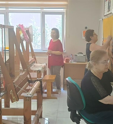 YALOVA’DA KADIN KURSİYERLERE KOOPERATİFÇİLİK EĞİTİMİ VERİLDİ