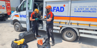 Yalova’da Sanayi Bölgesinde Metal Yangını Paniği: Ekipler Anında Müdahale Etti 42 Yalova’da Sanayi Bölgesinde Metal Yangını Paniği: Ekipler Anında Müdahale Etti