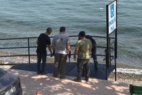 ÇINARCIK BELEDİYESİ’NDEN ENGELSİZ YAŞAMA DESTEK: ENGELSİZ PLAJ HİZMETE AÇILDI