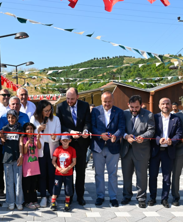 ŞENKÖY’DE KÖYLÜ PAZARI VE ALTYAPI YATIRIMLARININ TOPLU AÇILIŞI YAPILDI