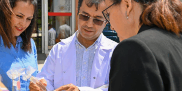 YALOVA’DA BİYOLOJİK MÜCADELEYE GÜÇLÜ DESTEK: VALİ KAYA LABORATUVARDA İNCELEMELERDE BULUNDU 43 YALOVA’DA BİYOLOJİK MÜCADELEYE GÜÇLÜ DESTEK: VALİ KAYA LABORATUVARDA İNCELEMELERDE BULUNDU