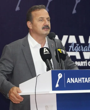 YAVUZ AĞIRALİOĞLU YALOVA'DA HALKLA BULUŞTU: "ANAHTAR PARTİ, UMUDUN VE ADALETİN YENİ ADRESİDİR"