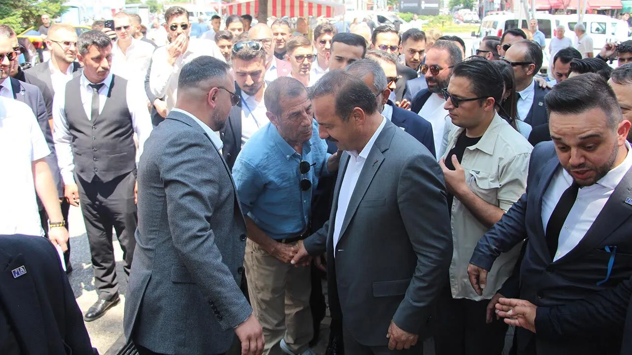 YAVUZ AĞIRALİOĞLU YALOVA'DA HALKLA BULUŞTU: "ANAHTAR PARTİ, UMUDUN VE ADALETİN YENİ ADRESİDİR"