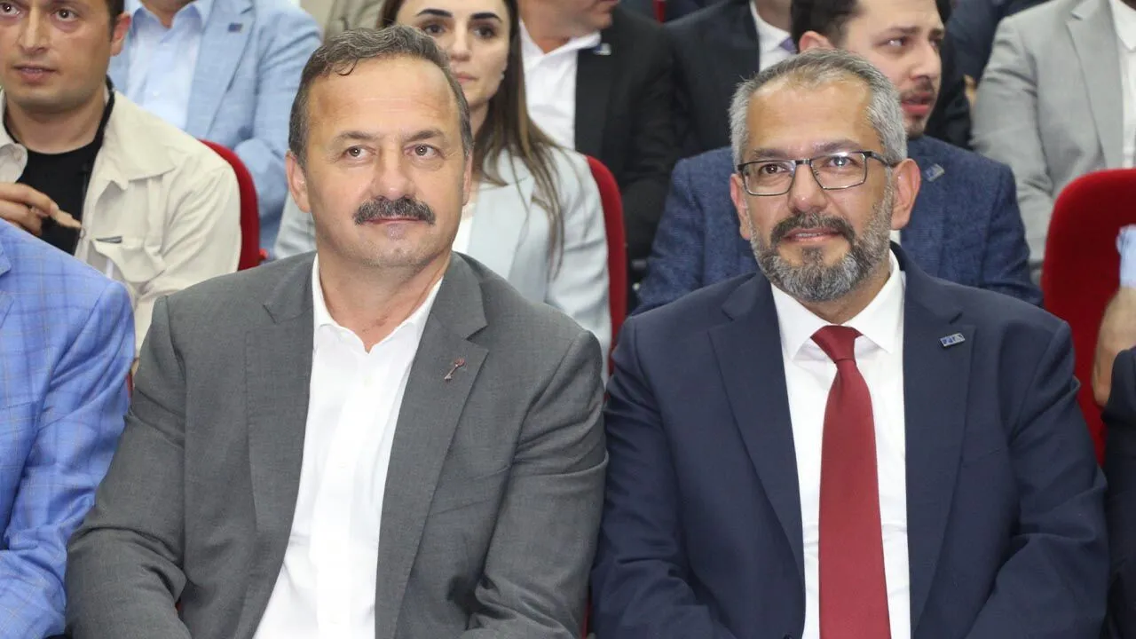 YAVUZ AĞIRALİOĞLU YALOVA'DA HALKLA BULUŞTU: "ANAHTAR PARTİ, UMUDUN VE ADALETİN YENİ ADRESİDİR"