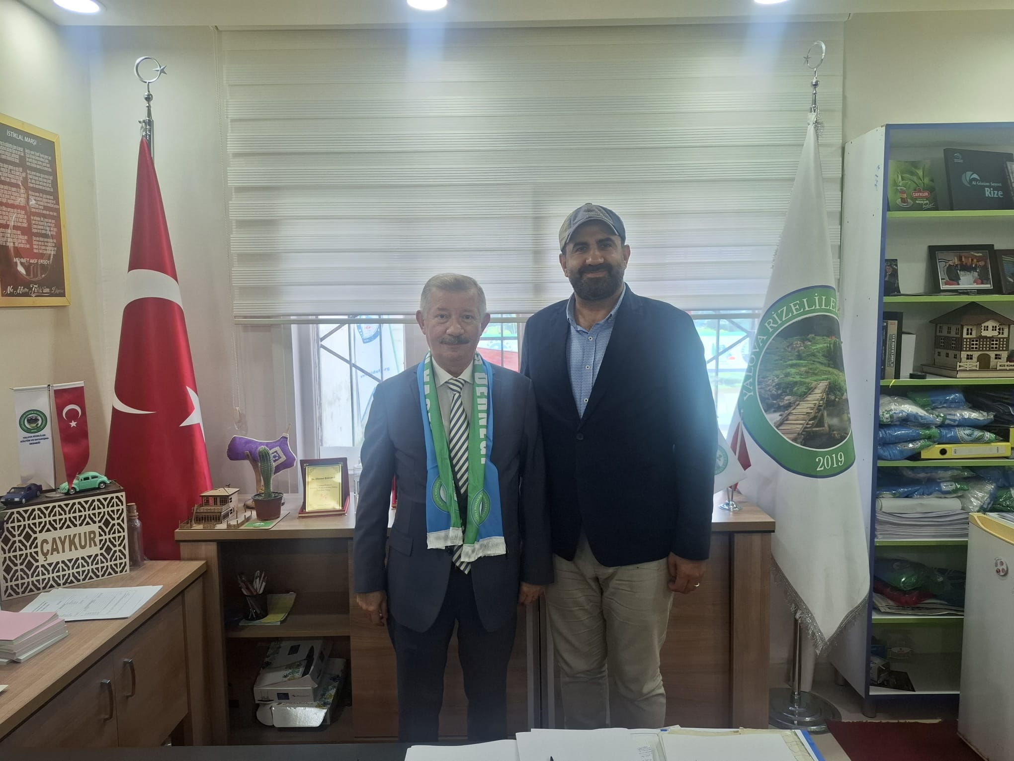 Yalova Rizeliler Derneği’nden Vali Yardımcısı Aziz Mercan’a Teşekkür ve Veda Töreni