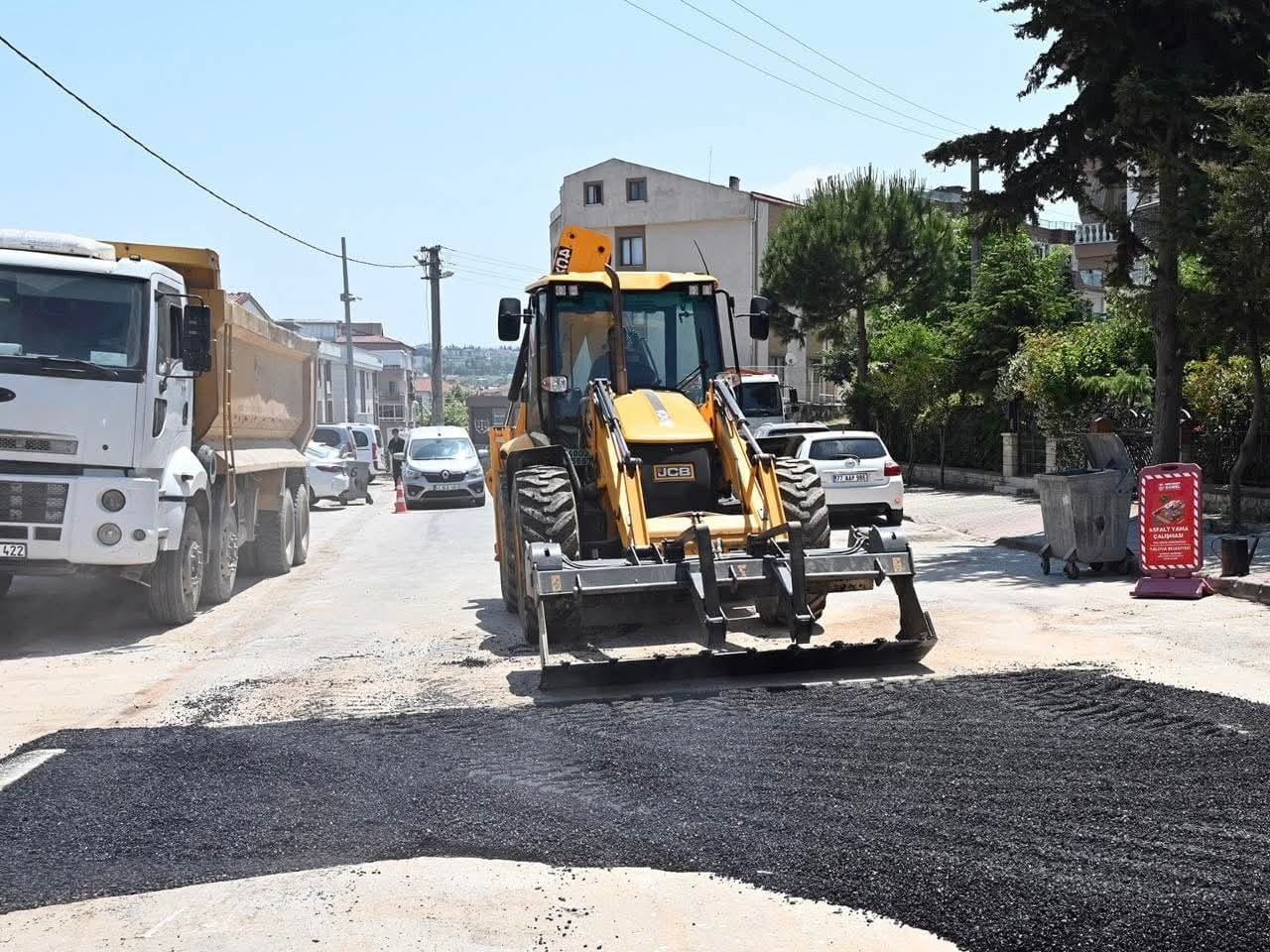Yalova’da Asfalt Yama Çalışmaları Sürüyor