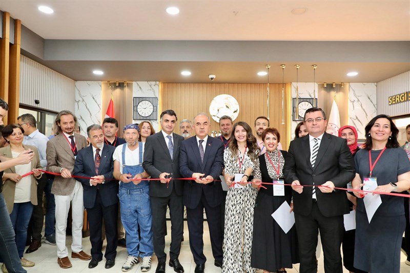 “Öğretmenlerin Tuvalinde Anadolu” Sergisi Sanatseverlerle Buluştu