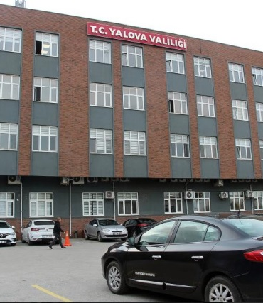 YALOVA VALİLİĞİ KAMU KURUMLARINDA YENİ MESAİ SAATLERİNİ AÇIKLADI