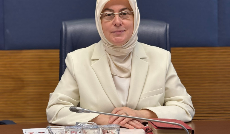 AK Parti Yalova Milletvekili Meliha Akyol'dan TBMM'de Yoğun Mesai 6 AK Parti Yalova Milletvekili Meliha Akyol'dan TBMM'de Yoğun Mesai
