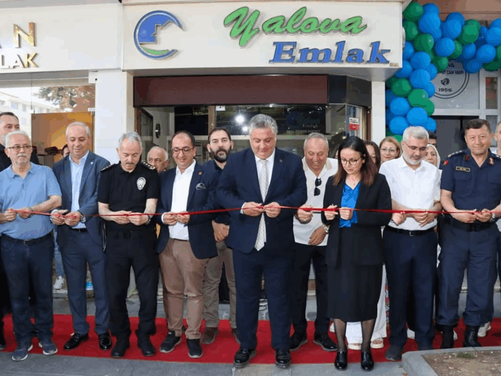 Yalova’da Eğitime Büyük Katkı: Hacı Saffet Çam Vakfı Yenilenen Hizmet Binasını Açtı