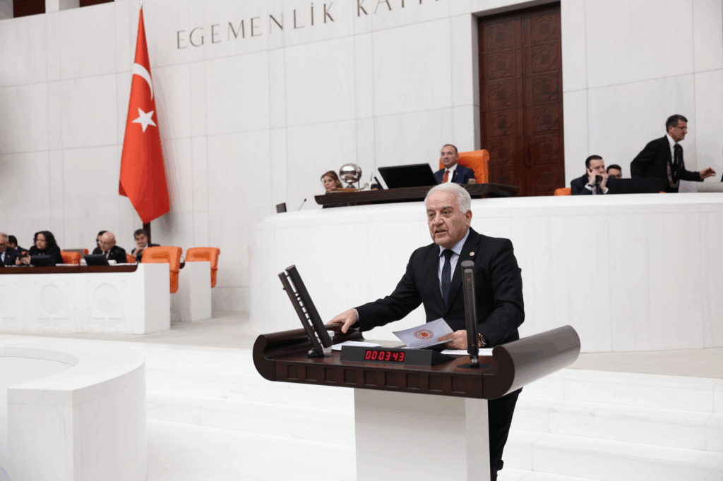 CHP’li Tahsin Becan’dan TSK Üzerinden Sert Uyarı: “Askeriye Rant Kapısı Değil, Siyasetin Dışında Tutulmalı”