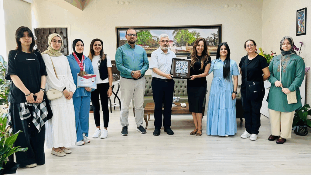 ZEHRA EKSİNOZOĞLU KIZ ANADOLU İMAM HATİP LİSESİ’NDEN TÜRKİYE ÇAPINDA SPORTİF VE SANATSAL BAŞARILAR