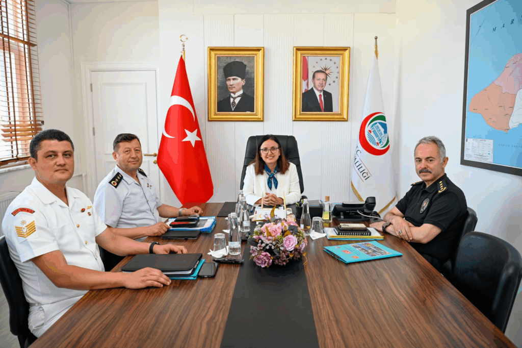 Yalova’da Asayiş ve Güvenlik Değerlendirme Toplantısı Kamuoyuna Açık Canlı Yayınla Gerçekleştirildi