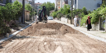 Yalova’da Yol Konforu ve Güvenliği İçin Bakım-Onarım Seferberliği 8 Yalova’da Yol Konforu ve Güvenliği İçin Bakım-Onarım Seferberliği