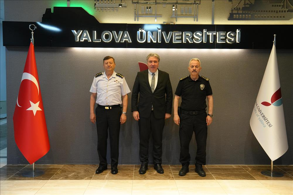Yalova İl Jandarma Komutanı ve İl Emniyet Müdüründen Rektör Bahçekapılı’ya Ziyaret