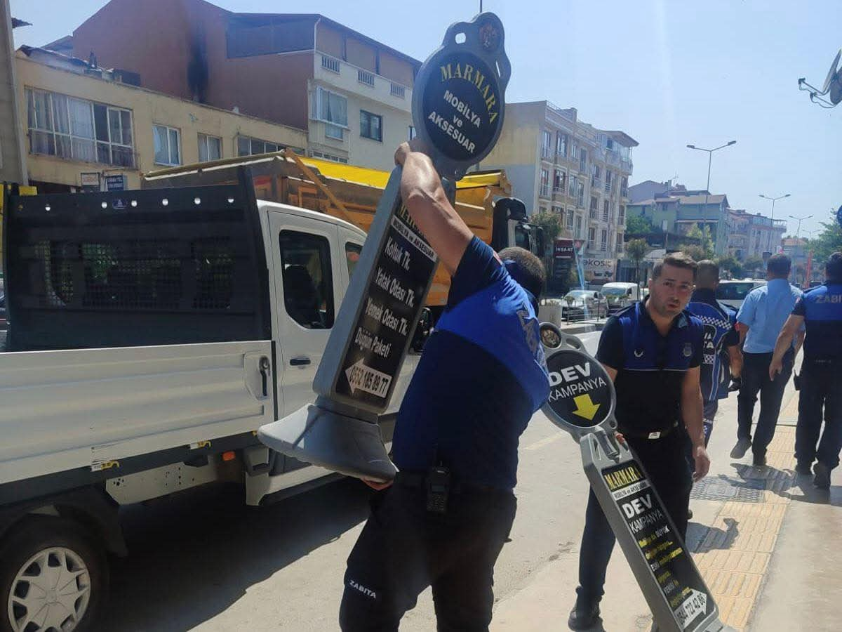 Yalova Belediyesi’nden Kaldırım İşgallerine Karşı Kararlı Adım