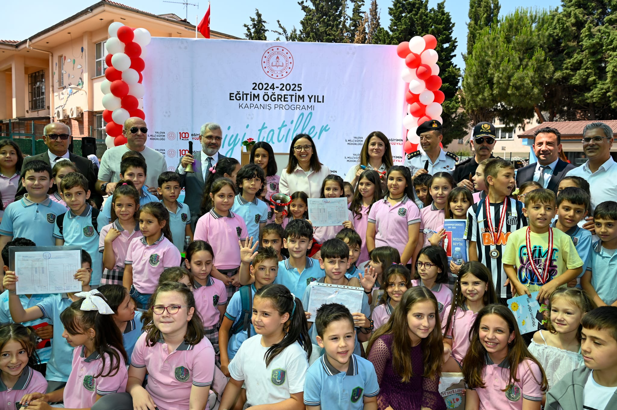 2024-2025 Eğitim Öğretim Yılı, Yalova'da Coşkulu Bir Törenle Sona Erdi
