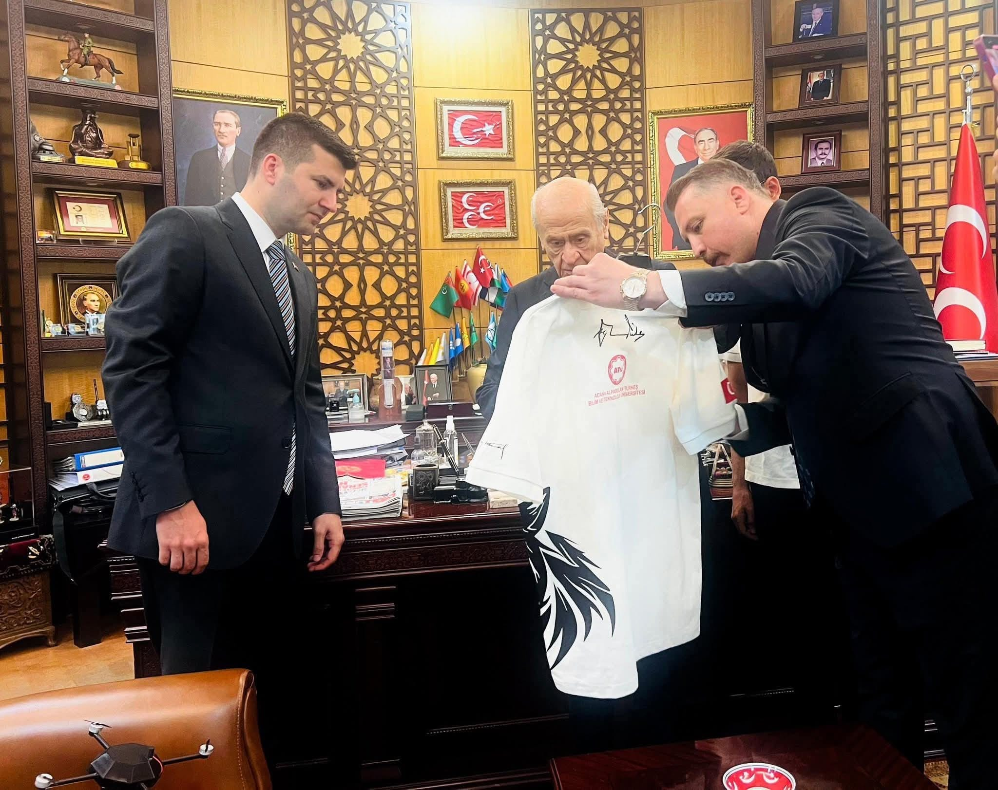 TÜRKHAN Projesi, Türk Gençliğini Geleceğe Taşıyor