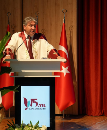 Altınova MYO’da Mezuniyet Coşkusu