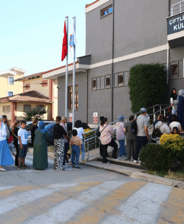 ÇİFTLİKKÖY’DE YAZ KURSLARINA YOĞUN İLGİ